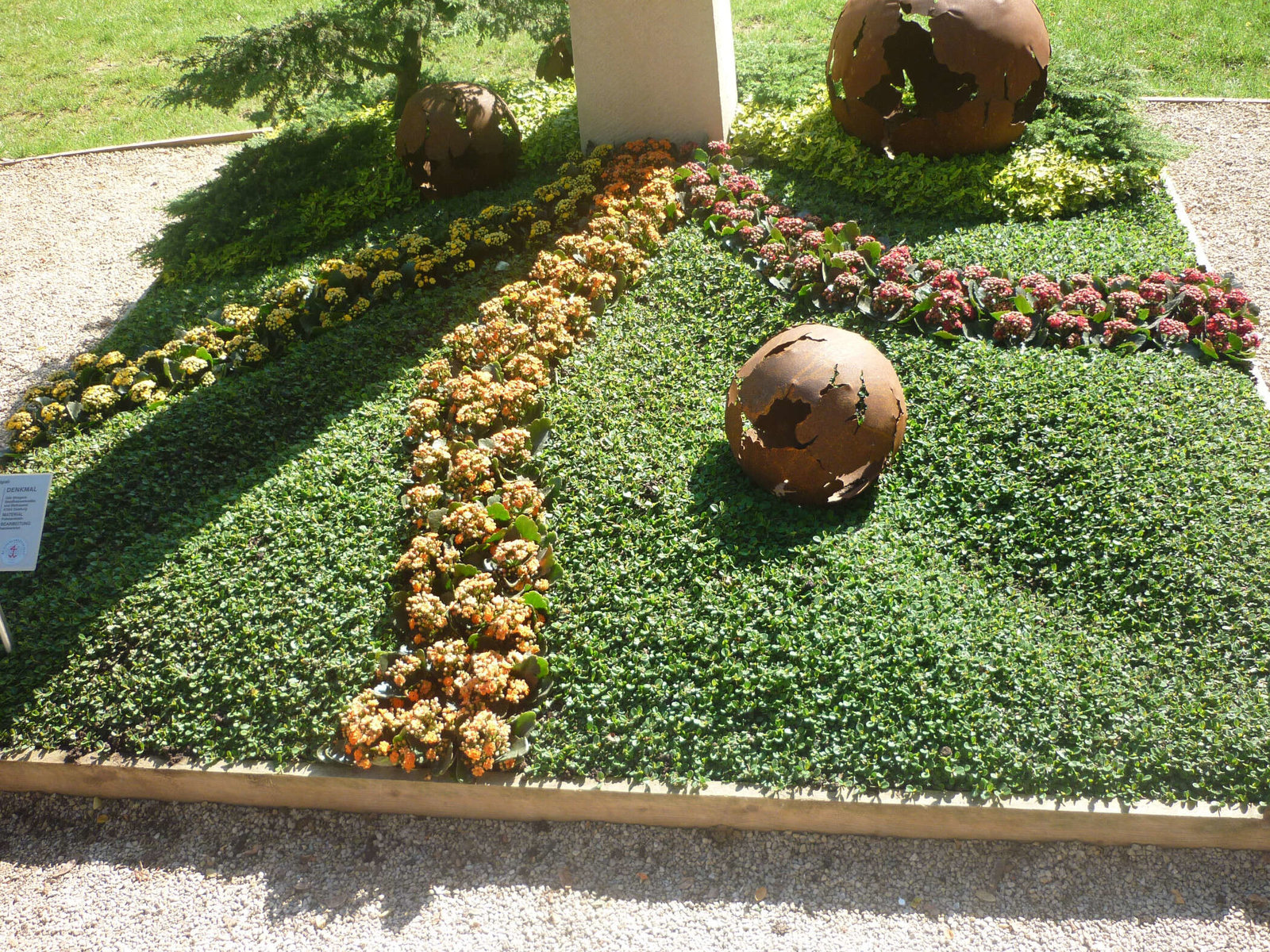 Pflegeleistungen von Blumen Weiss Gartenbau